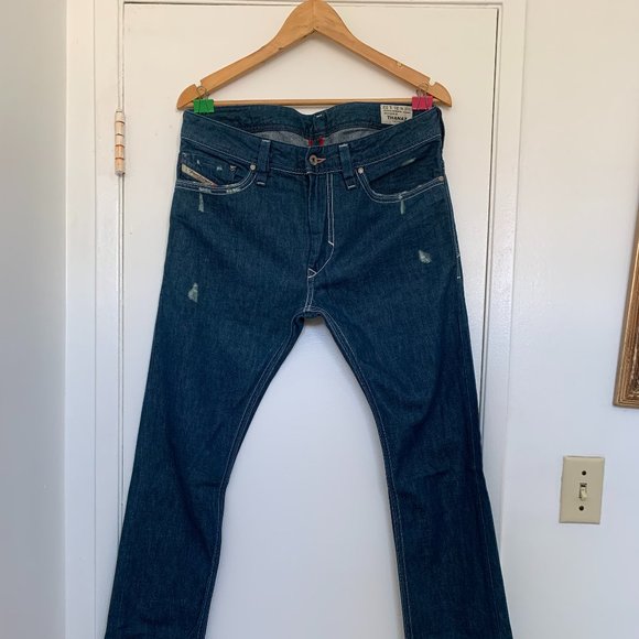 NWOT Diesel Thanaz 8880K 31x35
